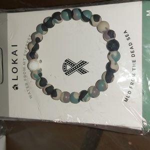 Lot of 10 military lokai bracelets medium